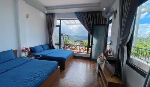 Quadruple Room with Balcony