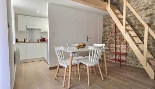 Apartment - Split Level