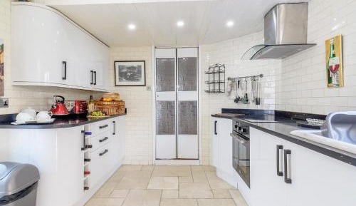 Two-Bedroom Holiday Home