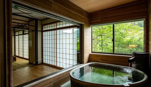 ISHIYAMA with Hot spring Open Air Bath