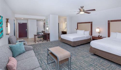 Queen Studio with Two Queen Beds - Non-Smoking