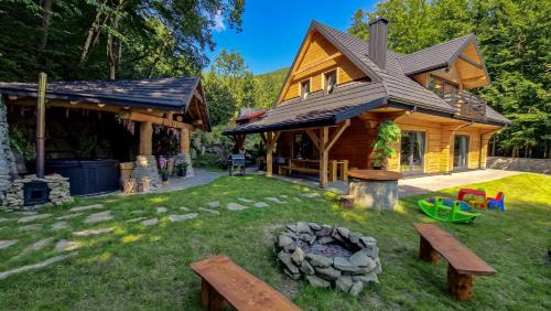 Four-Bedroom Holiday Home