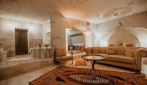 Superior King Suite
