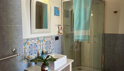 Queen Room with Garden View