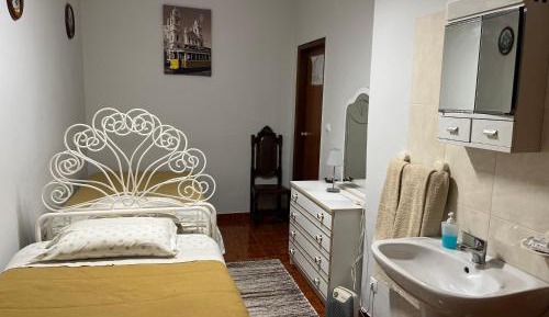 Twin Room with Shared Bathroom