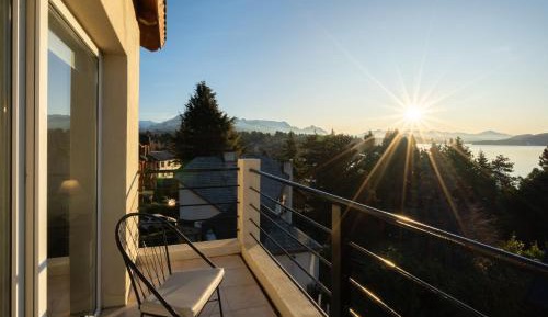 Double Room with Lake View