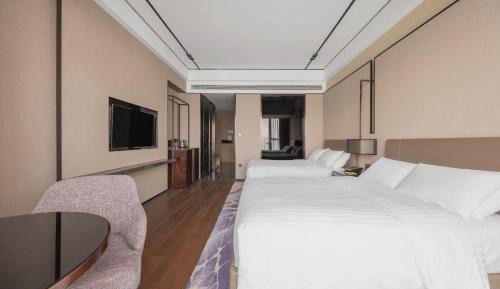 Executive City View Twin Room