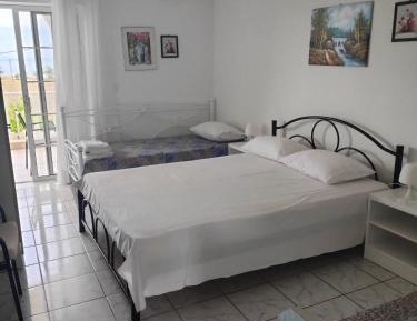 Deluxe Triple Room with Sea View