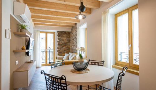 Apartment with Balcony