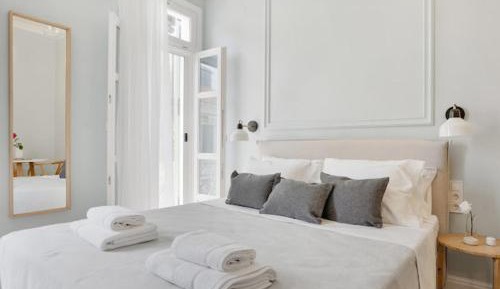 Apartment with Balcony