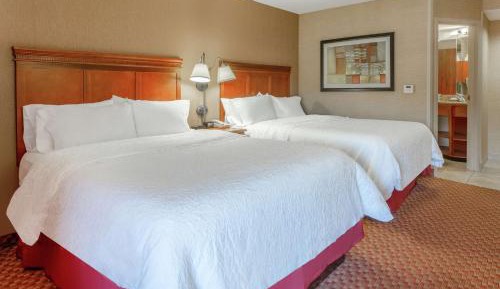 Room with Two Queen Beds - Non-Smoking