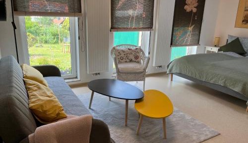 Apartment with Garden View
