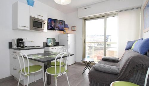 Apartment (4 Adults)