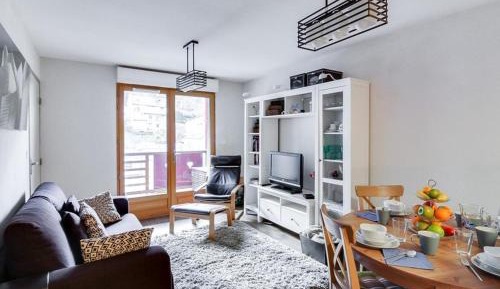Apartment (6 Adults)