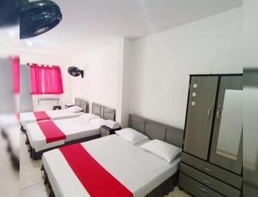 Deluxe Family Room