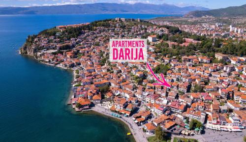 Apartment with Lake View