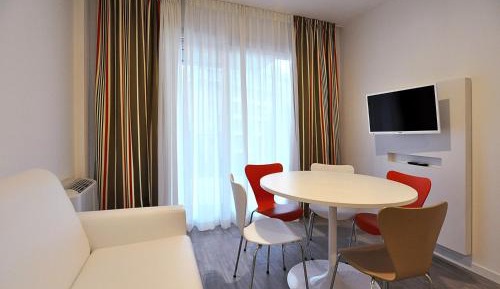 Three-Bedroom Apartment with Balcony