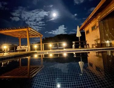 Chalet with Spa Bath (2 Adults)