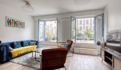 Apartment with Terrace