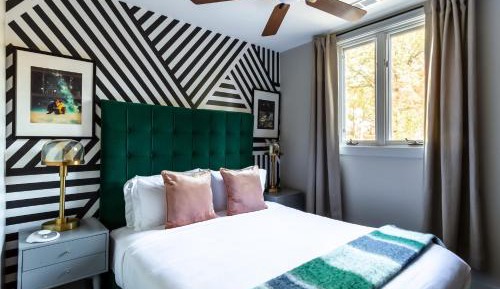 Deluxe Studio (Self Check-in with Virtual Front Desk)