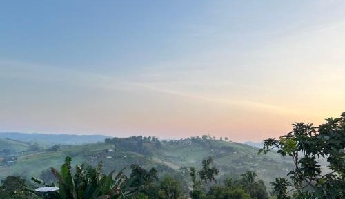 Double or Twin Room with Mountain View