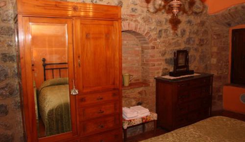 Apartment (4 Adults)