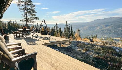 Three-Bedroom Holiday Home 