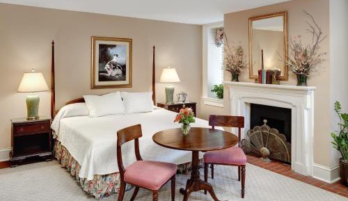 Standard King Room