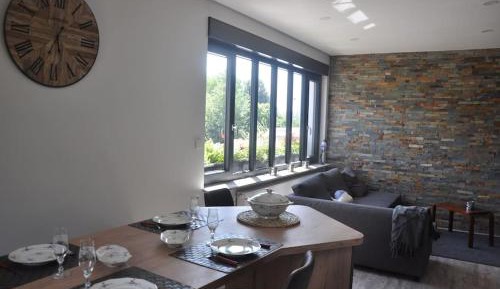 Apartment with Garden View