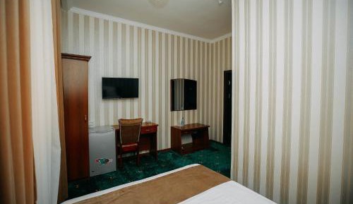 Deluxe Double Room with Bath