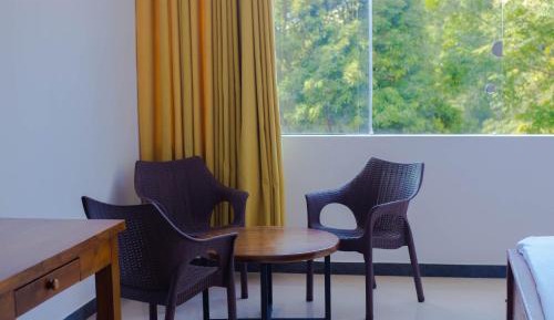 Family Room with Mountain View