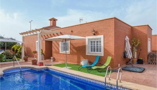 Four-Bedroom Holiday Home