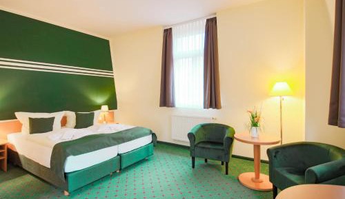 Comfort Double Room with Garden View and Balcony