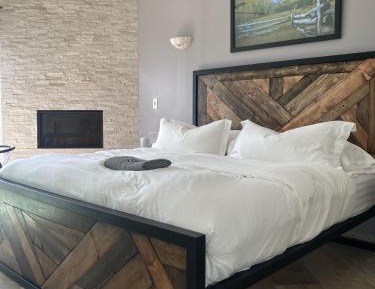 King Suite with Spa Bath