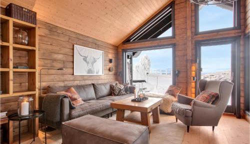 Four-Bedroom Holiday Home