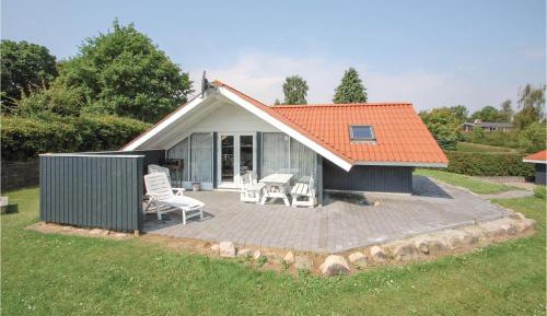 Two-Bedroom Holiday Home