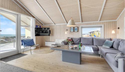 Four-Bedroom Holiday Home