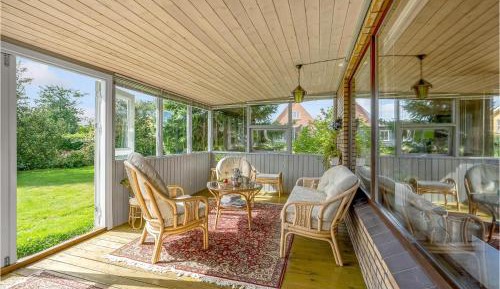 Three-Bedroom Holiday Home 