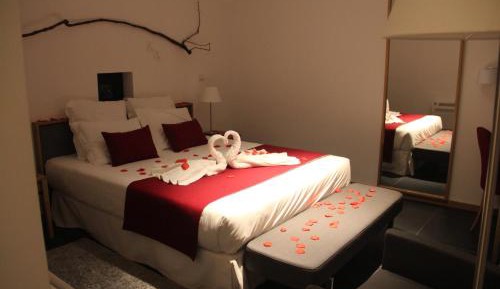 Double Room with Romantic Package 