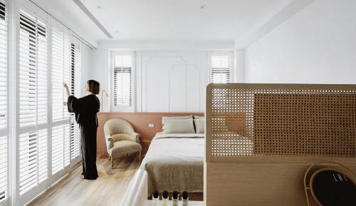 Queen Room with Balcony