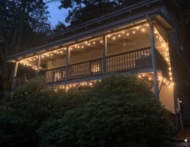 Three-Bedroom Vacation Home 