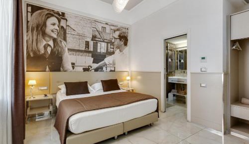 Double or Twin Room with Side Sea View