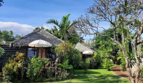 One-Bedroom Bungalow with Sea View