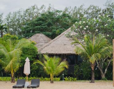 Two-Bedroom Bungalow with Sea View