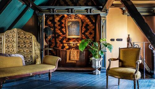 Luxury Two-Bedroom Apartment