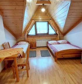 Triple Room with Private Bathroom