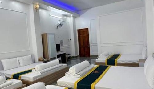 Mixed Dormitory Room