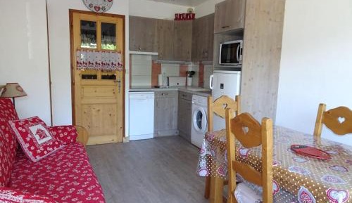 Apartment (4 Adults)