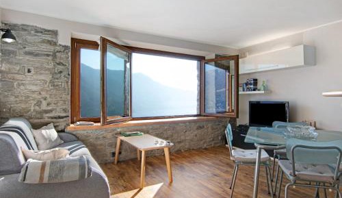 Superior One-Bedroom Apartment