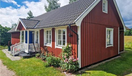 Three-Bedroom Holiday Home 
